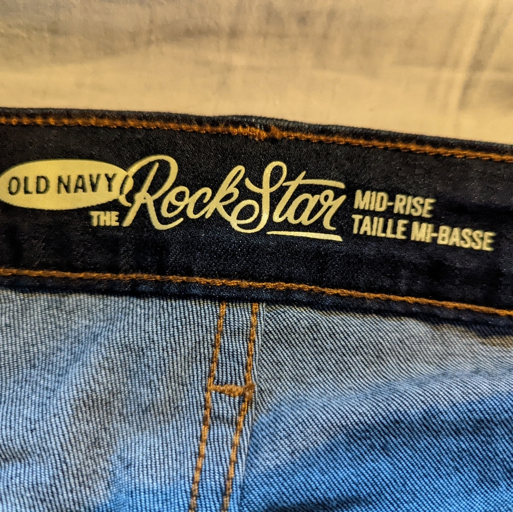 Old Navy Mid Rise Rockstar Skinny Jeans size12
